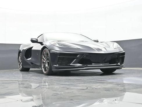 Used 2023 Chevrolet Corvette Stingray Premium Conv w/ Z51 Performance Package RWD image 45