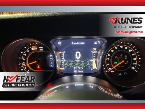 Used 2020 Jeep Wrangler Unlimited Sahara w/ Dual Top Group image 9