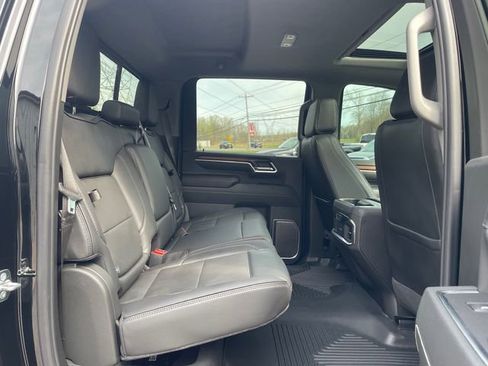 Used 2025 GMC Sierra 2500 Denali w/ Denali Reserve Package AWD/4WD image 11
