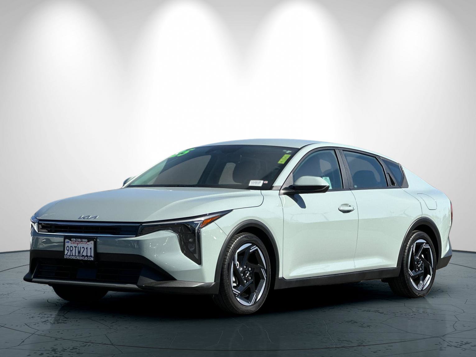Used 2025 Kia K4 EX FWD image 8