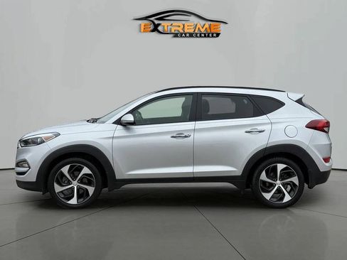 Used 2018 Hyundai Tucson Limited w/ Ultimate Package 02 FWD image 3