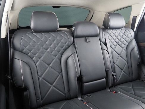 Used 2025 Genesis GV80 3.5T Prestige image 16