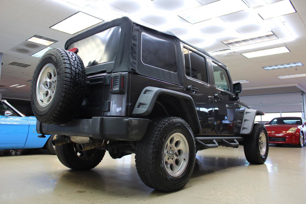 Used 2018 Jeep Wrangler Unlimited Sport S AWD/4WD image 23