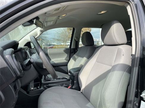 Used 2018 Toyota Tacoma SR image 20