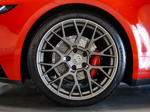 Used 2021 Porsche 911 Carrera image 45