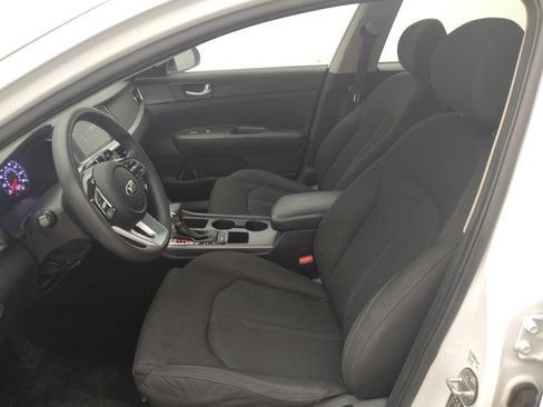 Used 2020 Kia Optima LX FWD image 17