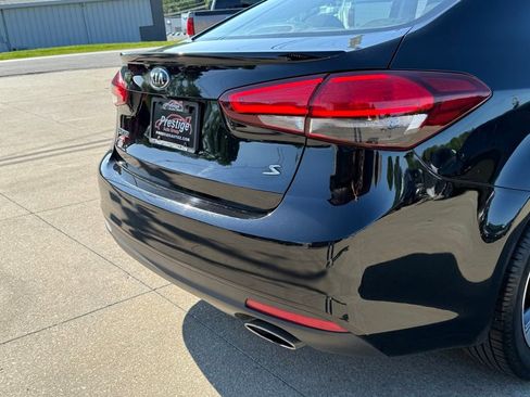 Used 2018 Kia Forte S w/ S Technology Plus Package FWD image 46