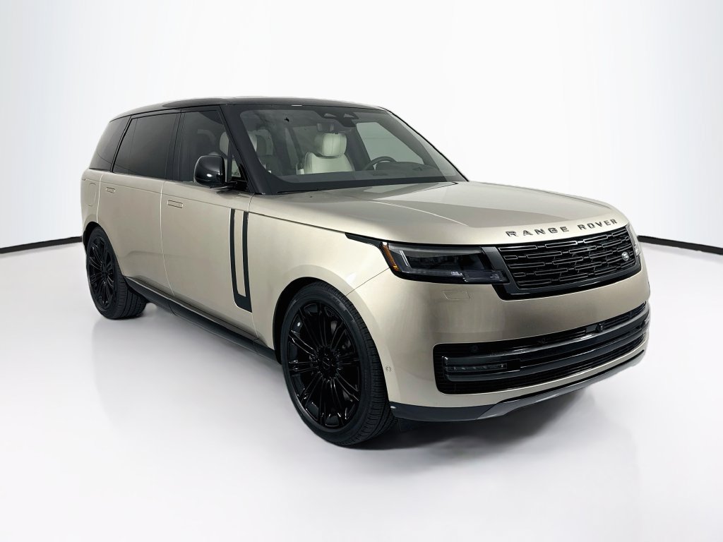 New 2026 Land Rover Range Rover Long Wheelbase SE AWD/4WD image 3