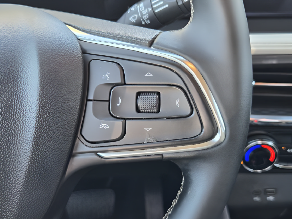 Used 2025 Buick Encore GX Preferred FWD image 25