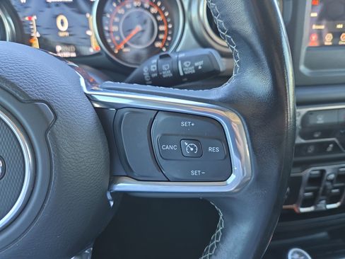 Used 2020 Jeep Wrangler Unlimited Sahara w/ LED Lighting Group image 12