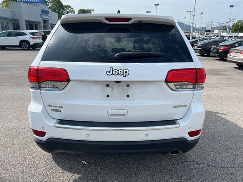 Used 2017 Jeep Grand Cherokee Limited AWD/4WD image 6