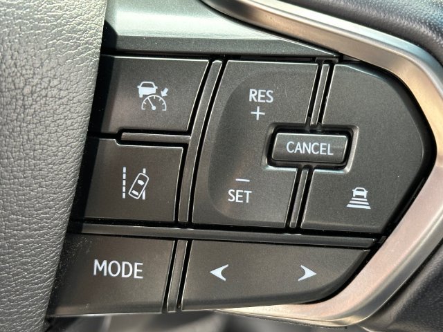 Used 2022 Lexus LX 600 4WD w/ Luxury Package image 25