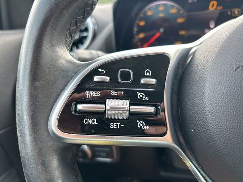 Used 2022 Mercedes-Benz GLA 250 image 25