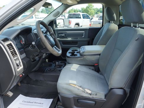 Used 2017 RAM 2500 Tradesman w/ Chrome Appearance Group AWD/4WD image 9