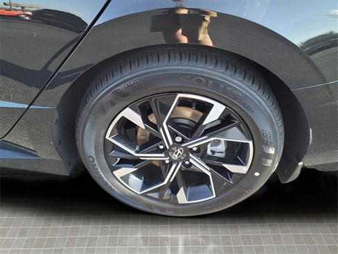 Certified 2025 Hyundai Sonata SEL image 7
