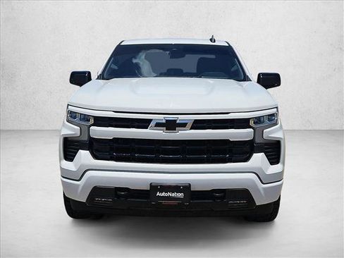 Used 2023 Chevrolet Silverado 1500 RST AWD/4WD image 8