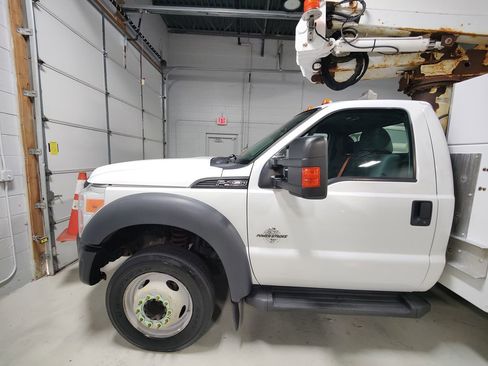 Used 2014 Ford F450 XL w/ Power Equipment Group image 26