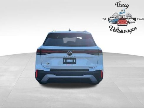 New 2026 Volkswagen Tiguan SE image 6
