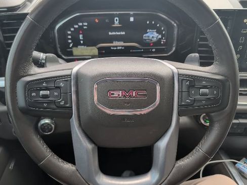 Used 2023 GMC Sierra 1500 SLT w/ SLT Premium Plus Package image 17