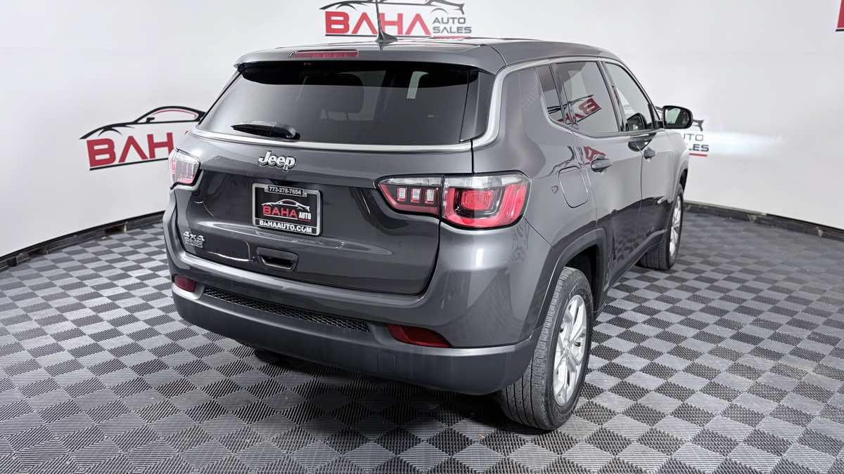 Used 2024 Jeep Compass Sport w/ Mopar Graphics Package AWD/4WD image 7