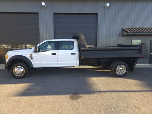 Used 2017 Ford F550 4x4 Crew Cab Super Duty image 1