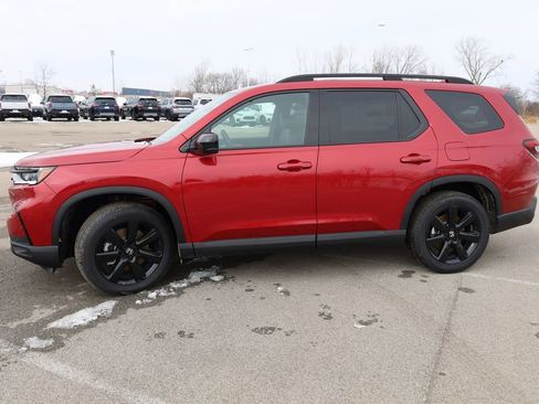 New 2025 Honda Pilot Black Edition image 8