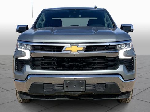 Used 2025 Chevrolet Silverado 1500 LT image 3