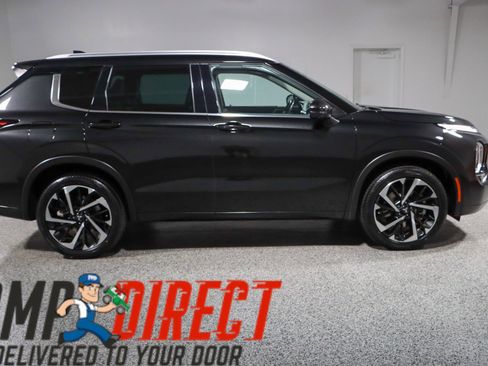 Used 2023 Mitsubishi Outlander SEL image 6