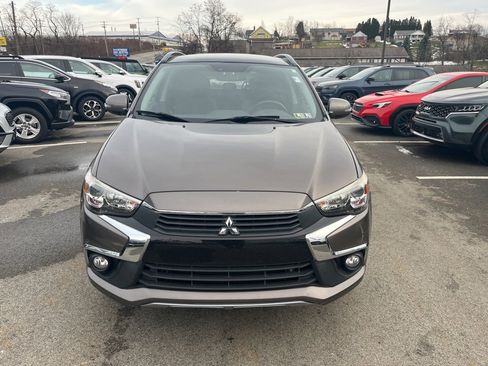 Used 2017 Mitsubishi Outlander Sport GT image 2