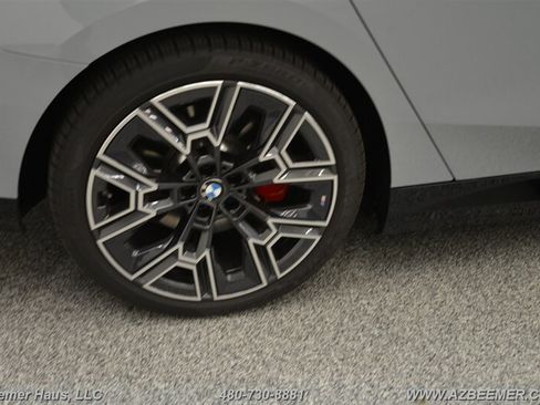 Used 2026 BMW i5 eDrive40 RWD image 40