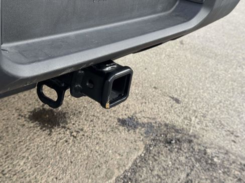 Used 2025 Ford Bronco Sport Badlands image 11