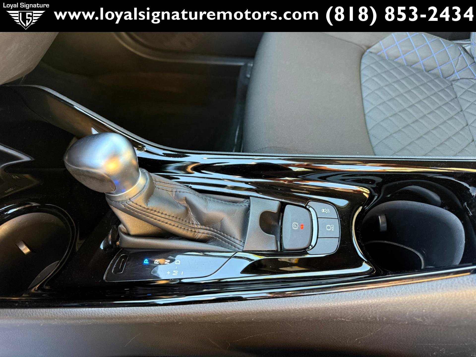 Used 2020 Toyota C-HR XLE FWD image 26