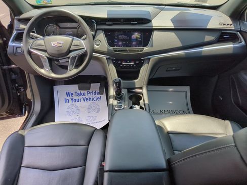 Certified 2020 Cadillac XT5 Premium Luxury AWD/4WD image 18