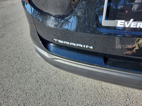 Certified 2023 GMC Terrain SLE image 4