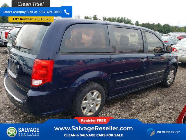 Used 2012 Dodge Grand Caravan American Value Package FWD image 4