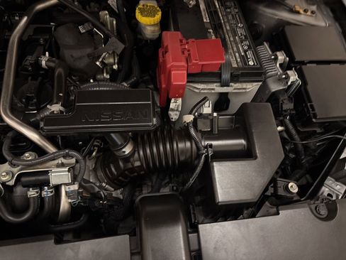 Used 2025 Nissan Sentra SR image 24