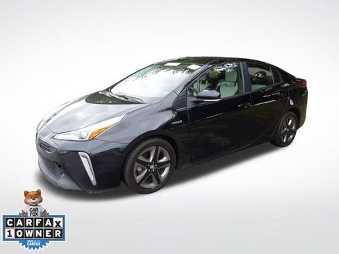 Used 2022 Toyota Prius XLE FWD image 9
