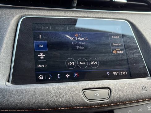 Used 2019 Cadillac XT4 Sport FWD image 29