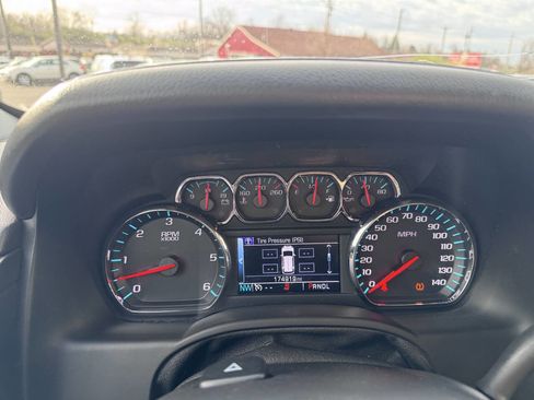 Used 2017 GMC Yukon SLT image 21