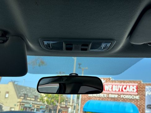 Used 2018 Honda HR-V EX image 14