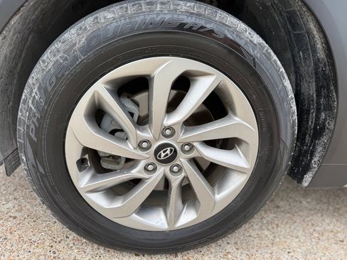 Used 2017 Hyundai Tucson SE Plus w/ Cargo Package AWD/4WD image 21