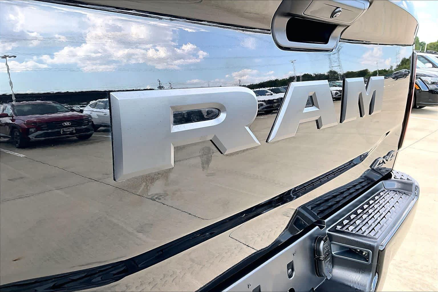 Used 2026 RAM 2500 Lone Star AWD/4WD image 31