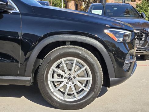 Used 2024 Mercedes-Benz GLE 350 4MATIC image 11