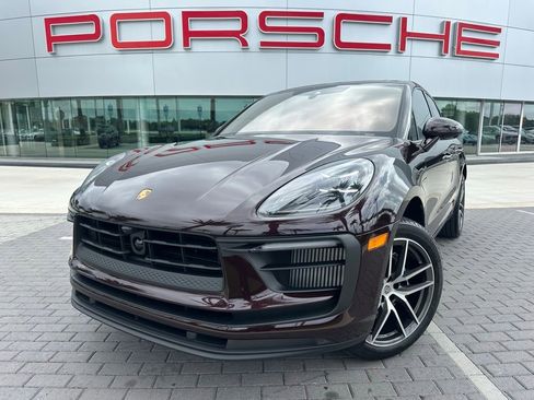 Certified 2026 Porsche Macan S AWD/4WD image 1