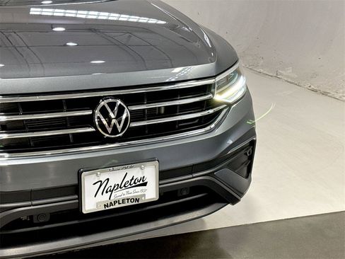 Used 2022 Volkswagen Tiguan S image 8