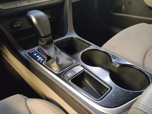 Used 2018 Hyundai Sonata SE FWD image 26