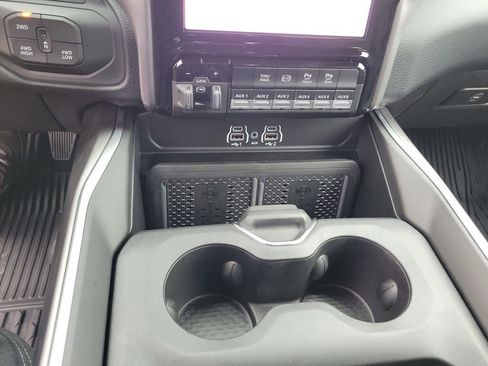 New 2026 RAM 3500 Big Horn AWD/4WD image 28