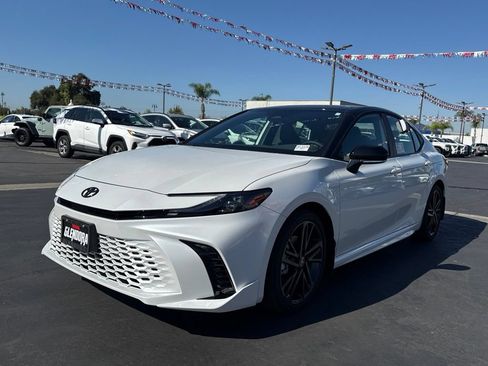 New 2026 Toyota Camry XSE FWD image 5
