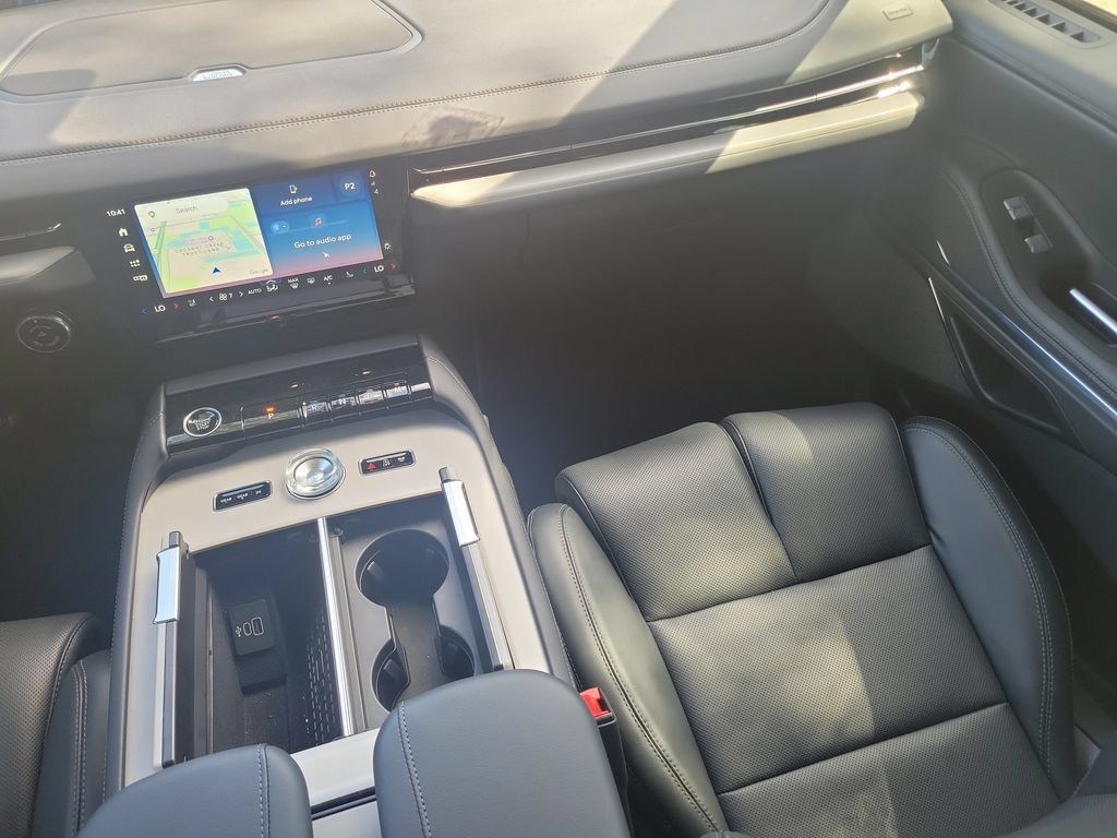 New 2025 Lincoln Navigator Reserve w/ Jet Appearance Package AWD/4WD image 11