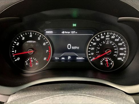 Used 2019 Kia Stinger GT1 RWD image 25